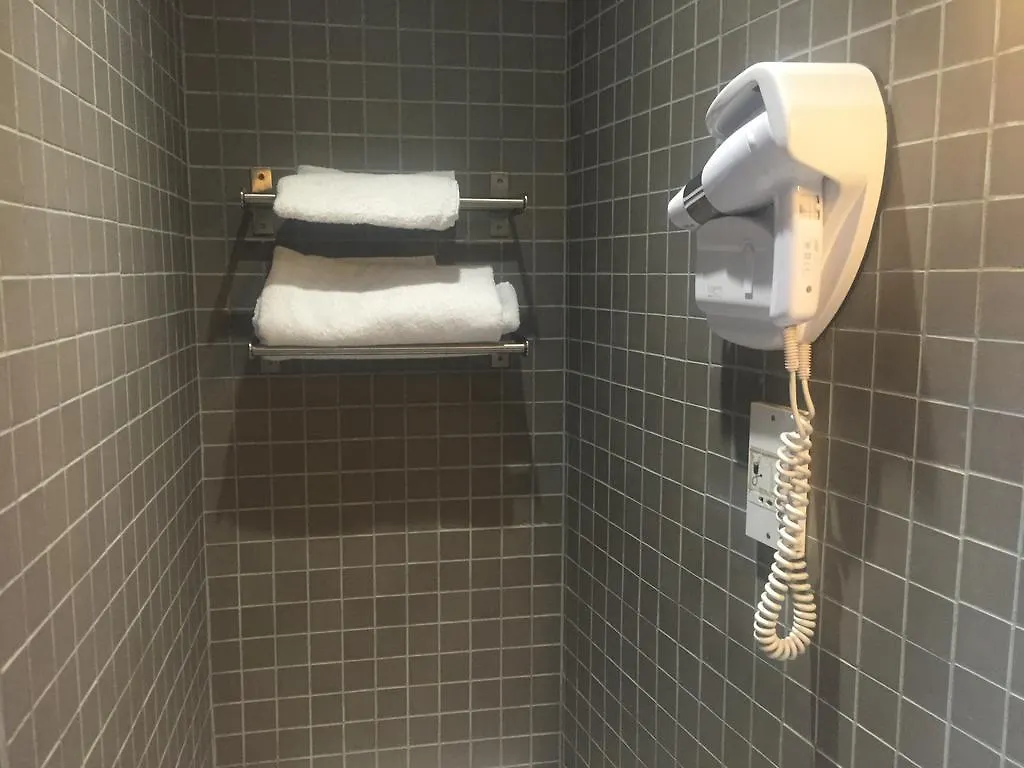 Du Parc Saint Charles Hotel 2*